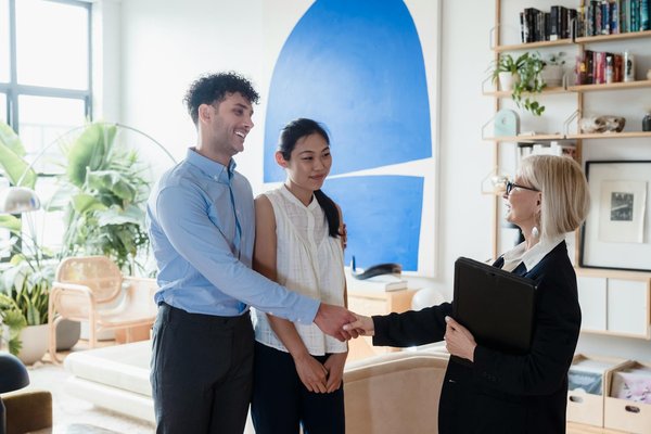 Maîtriser la gestion d"une équipe d"enseignement en ligne : découvrez des stratégies incontournables pour une coordination réussie !